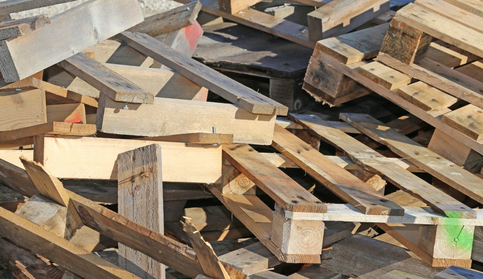 wooden pallets highly flammable Edge Environment